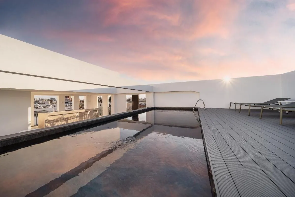 Image 3 of Alinea Suites Limassol Center