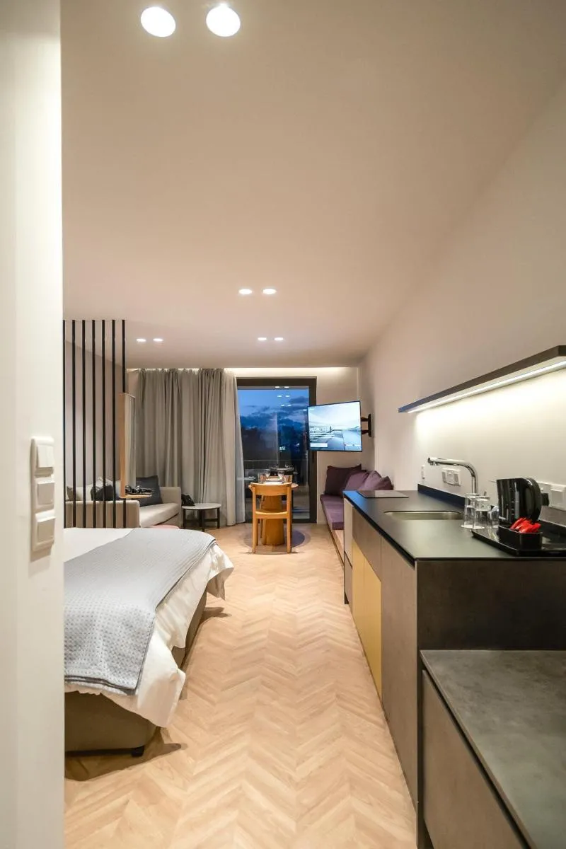 Image 4 of Alinea Suites Limassol Center