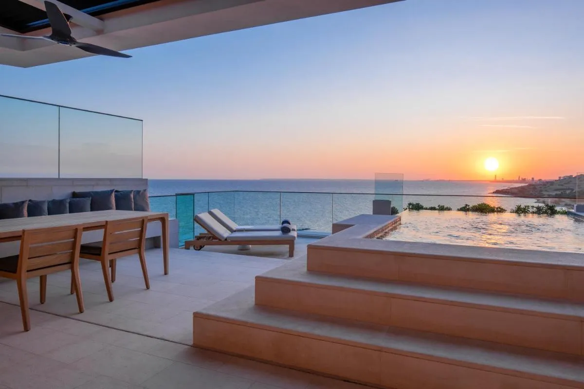 Image 5 of Amara – Sea Your Only View™
