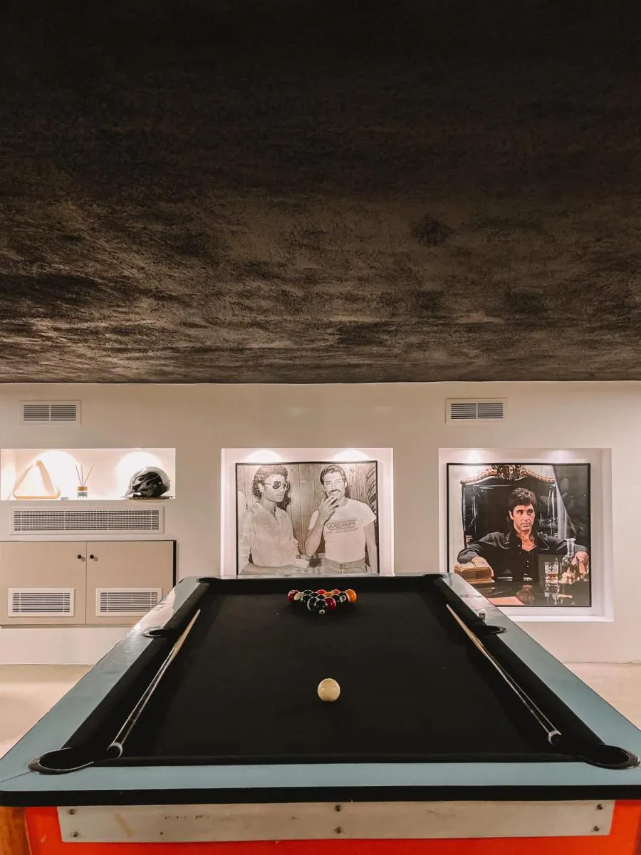 Image 5 of BelowZero Gallery