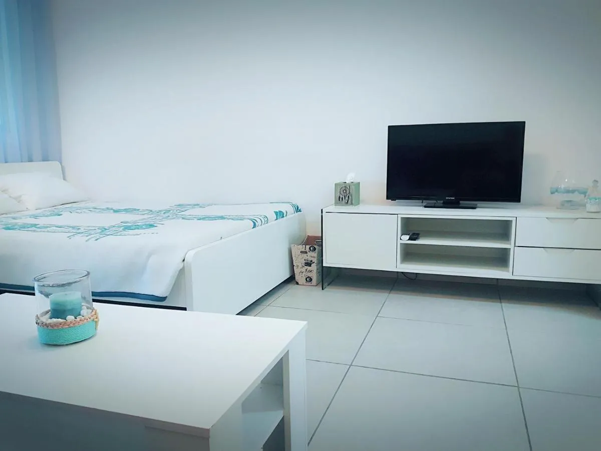 Image 4 of Billis Beach Apartment
