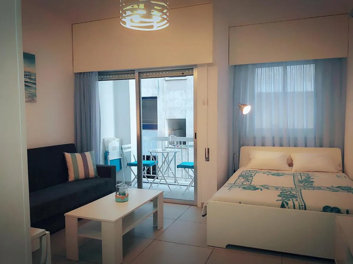 Image 1 of Billis Beach Apartment