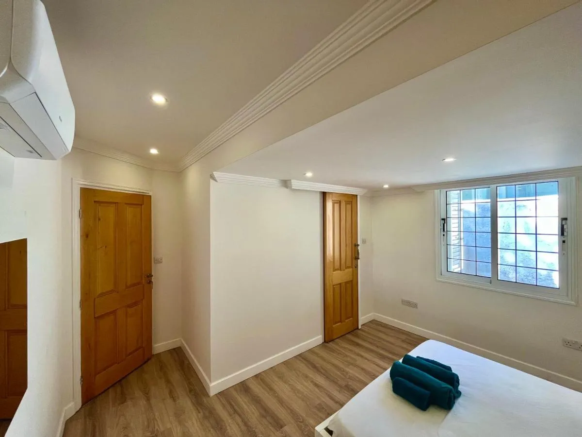 Image 6 of Dream Beachfront Bungalow