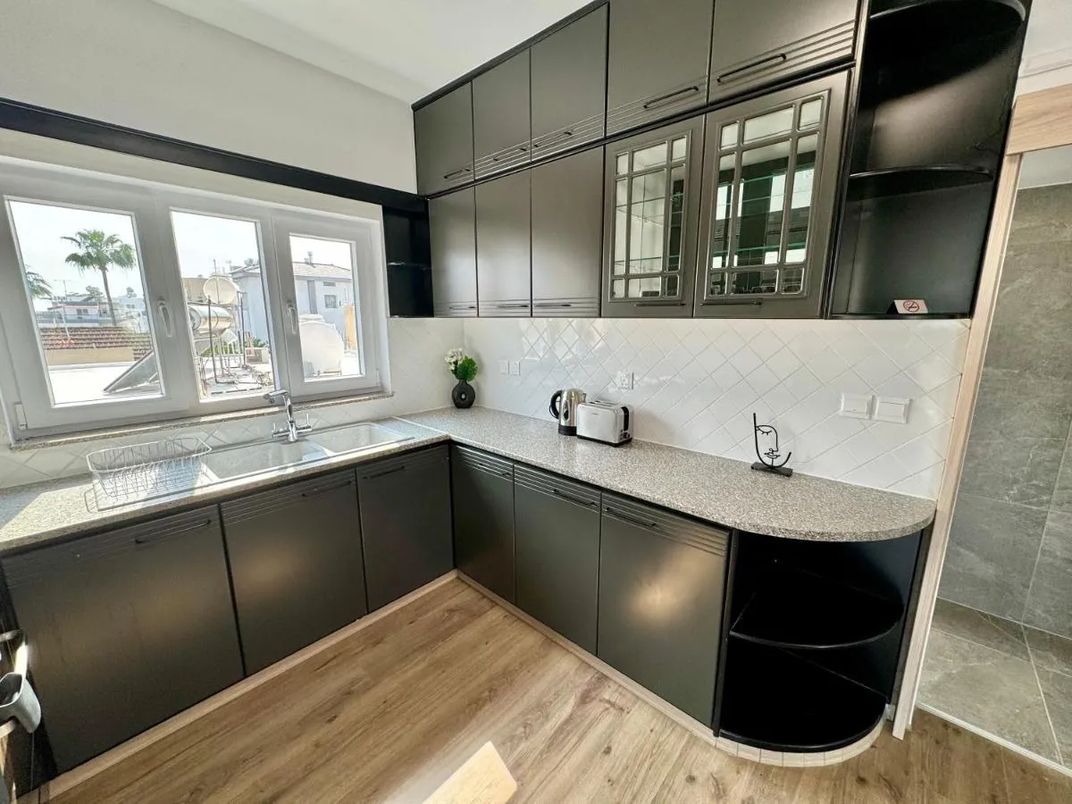 Image 2 of Elegant penthouse in Limassol
