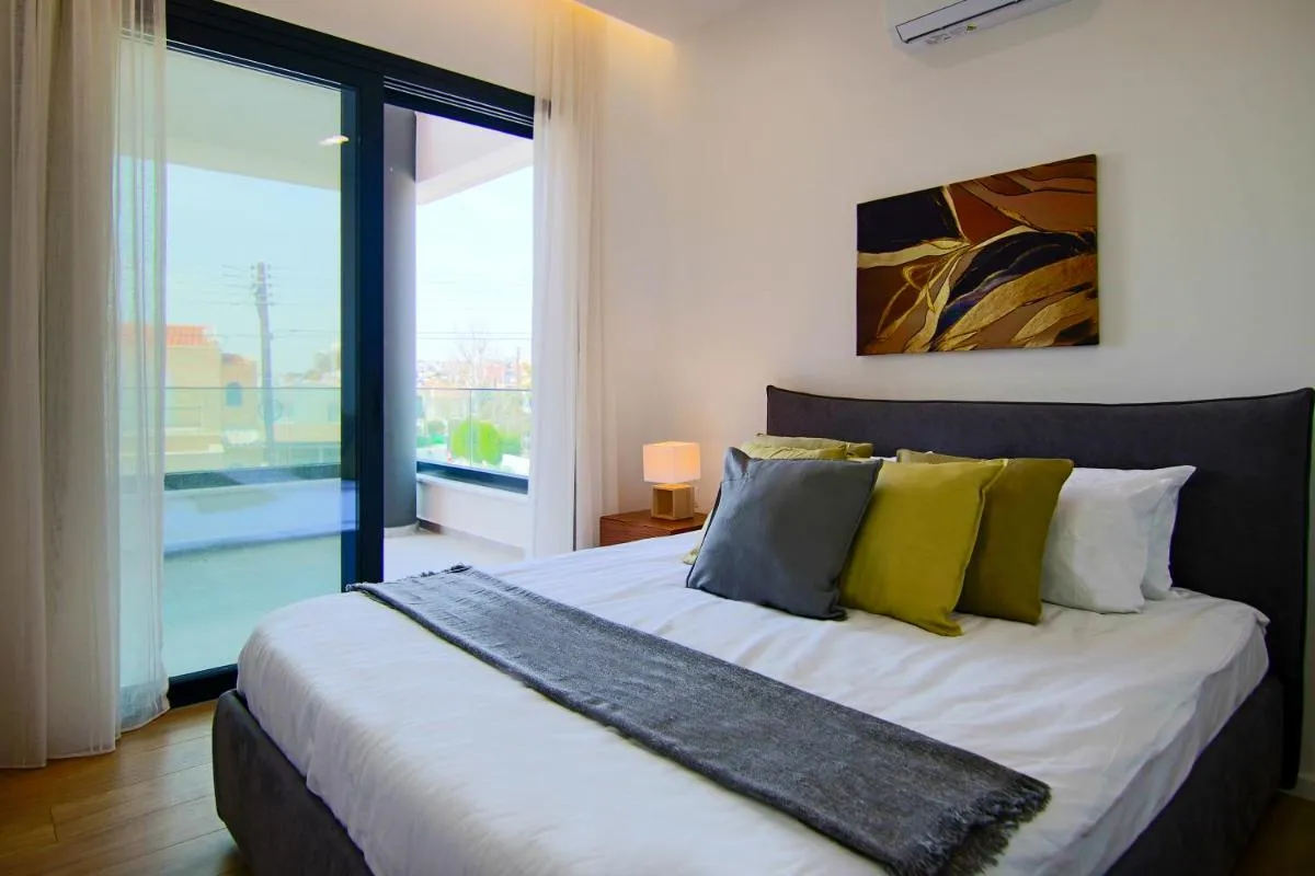 Image 6 of Phaedrus Living: Sea View Anna Residence 201