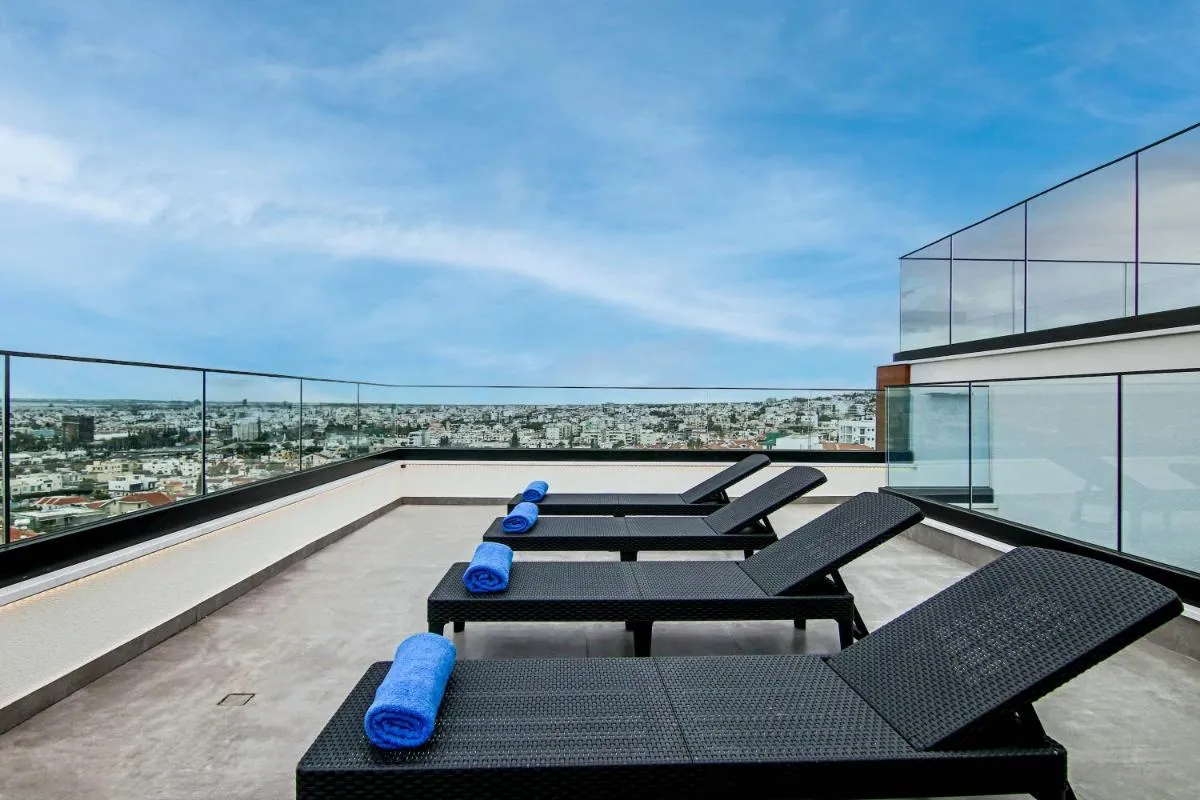 Image 6 of Phaedrus Living: Sea View Anna Residence 301