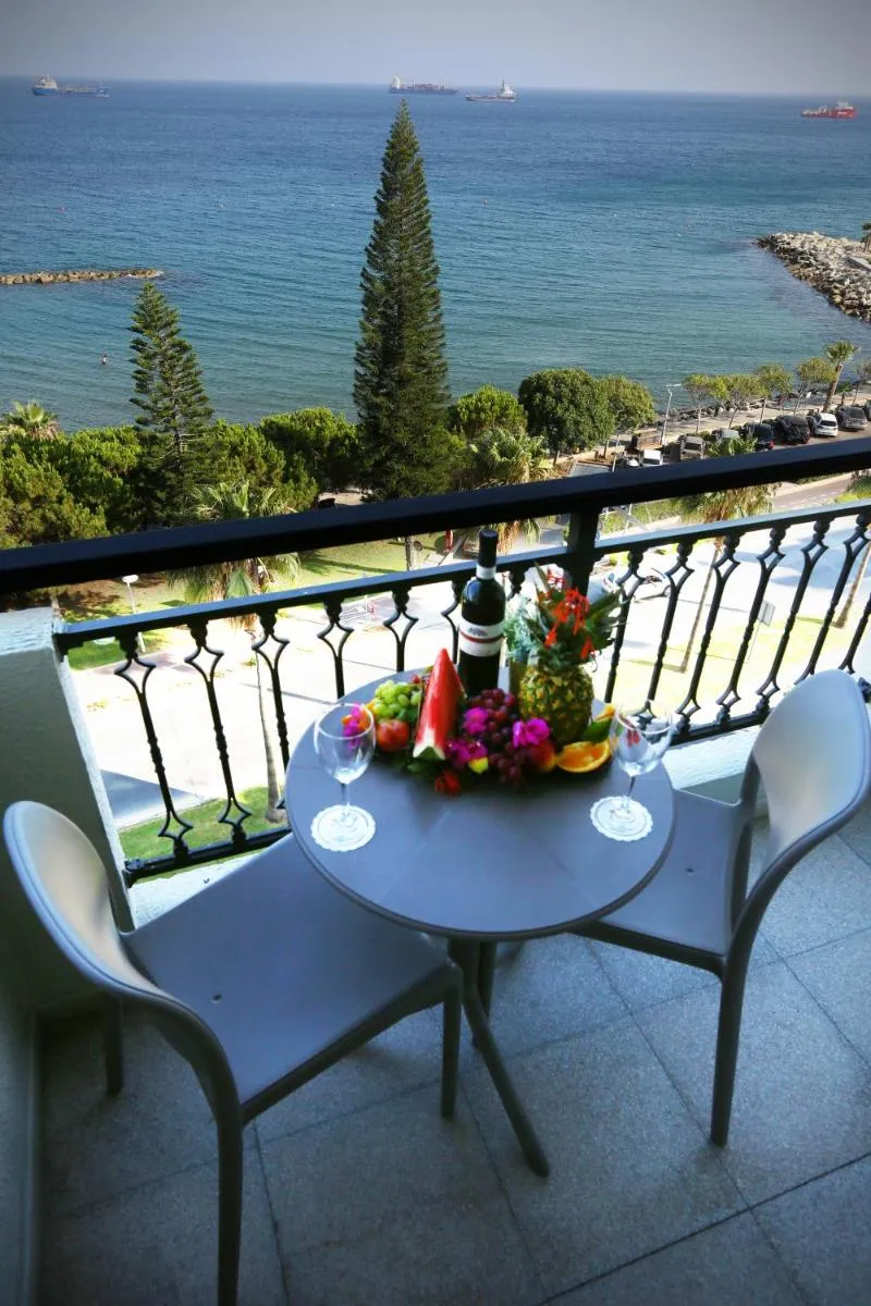 Image 4 of Pier Beach Hotel Apartments