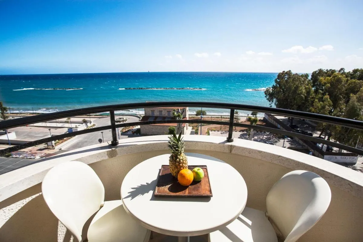 Image 5 of Pigeon Beach Hotel Apartments