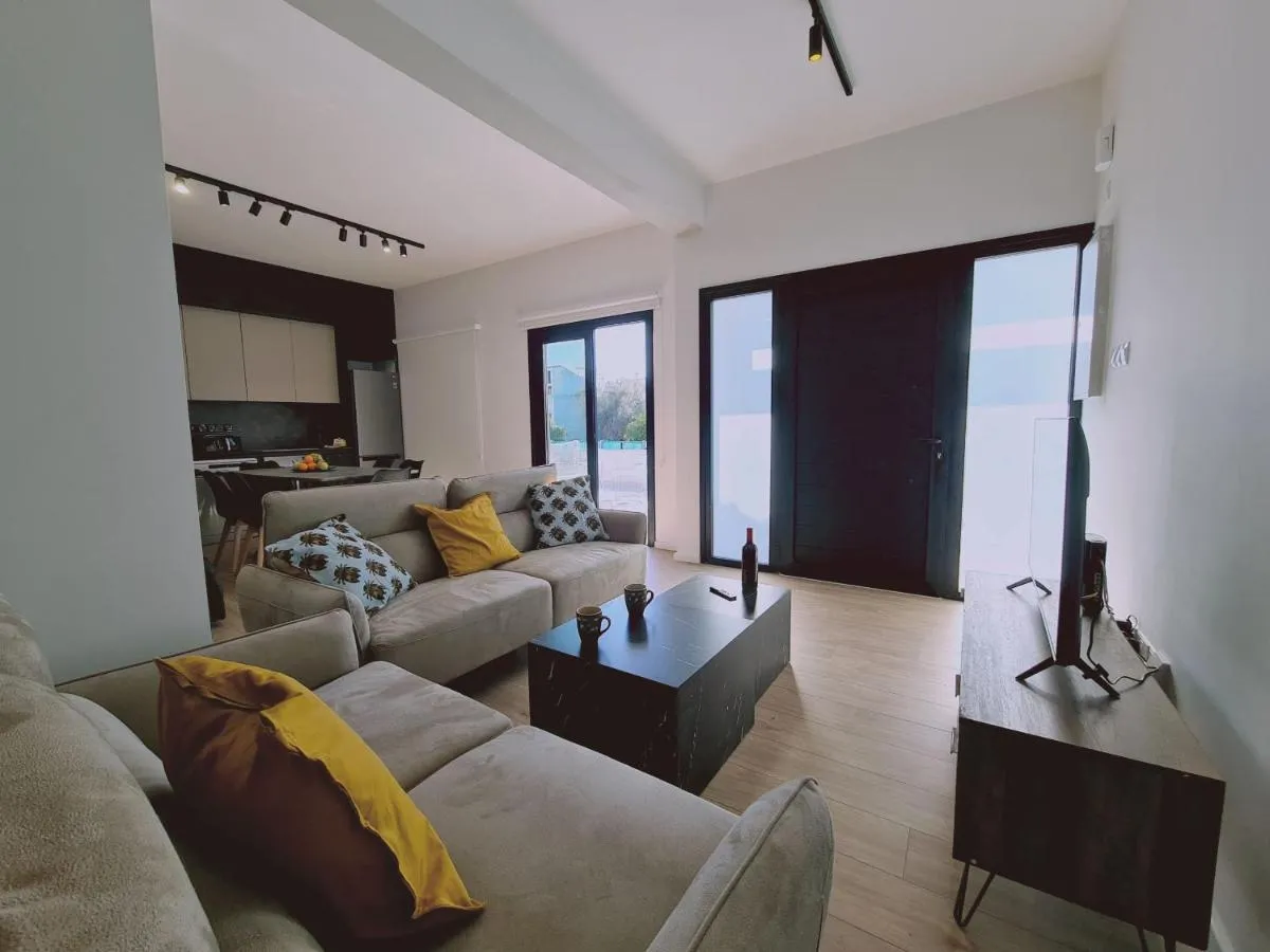 Image 4 of STAY Vintage House