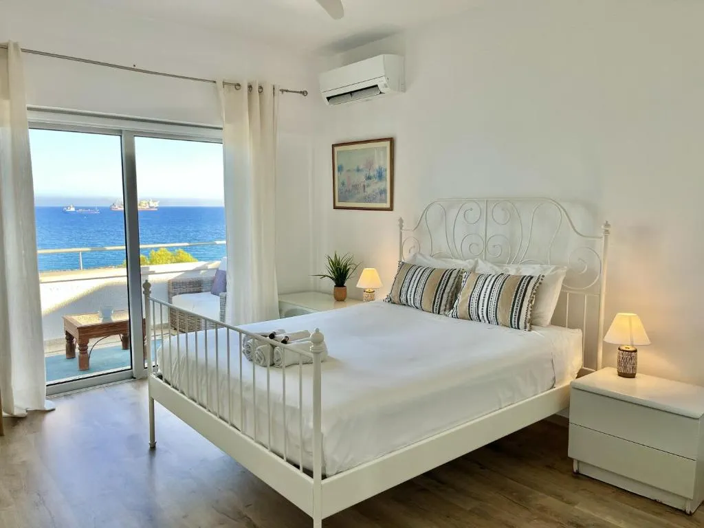 Image of Seaview Beach Apartment Dasoudi