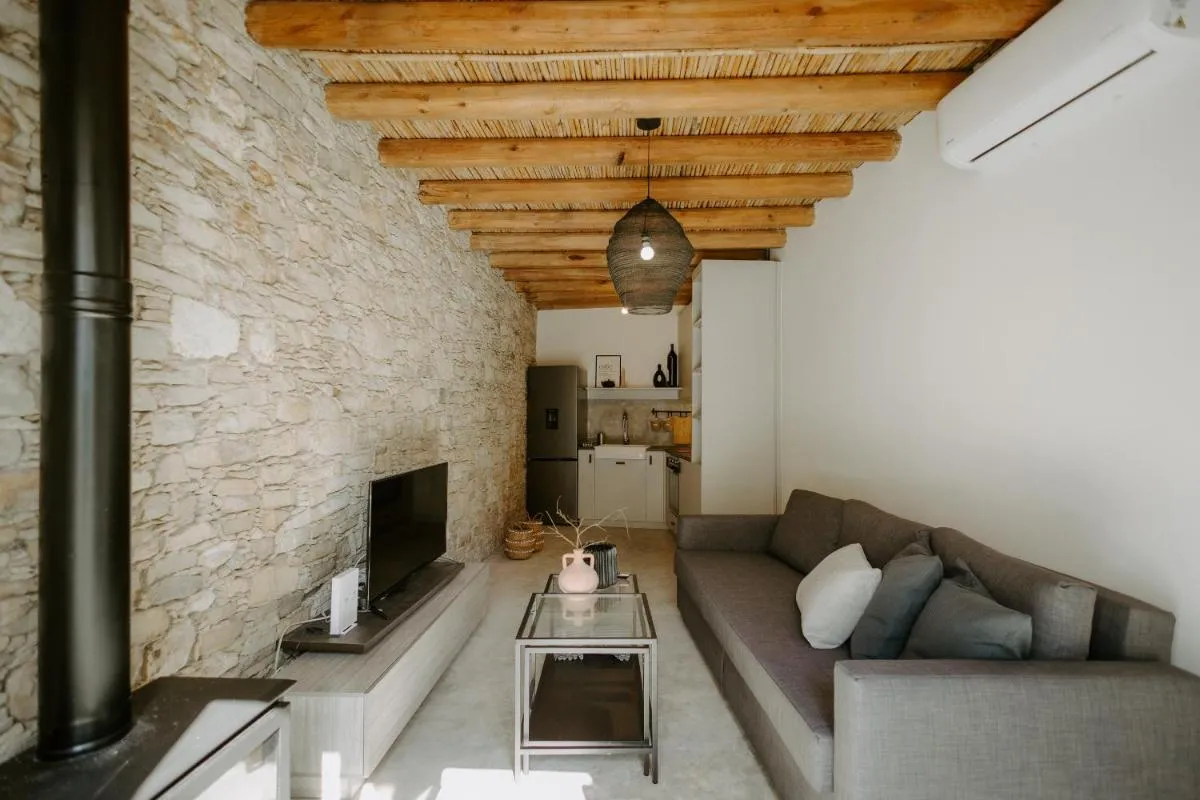 Image 1 of Smaragda’s Guest Rooms