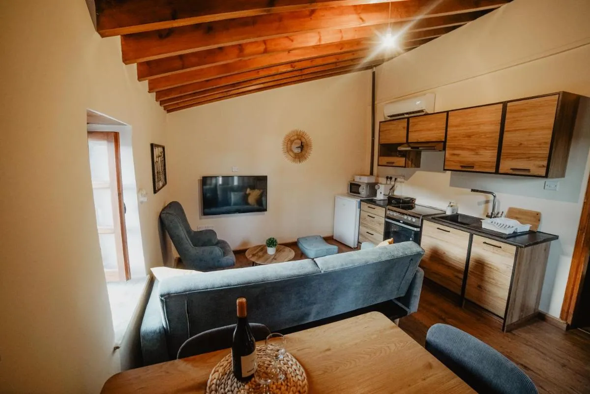 Image 2 of The Stonehouse Suites