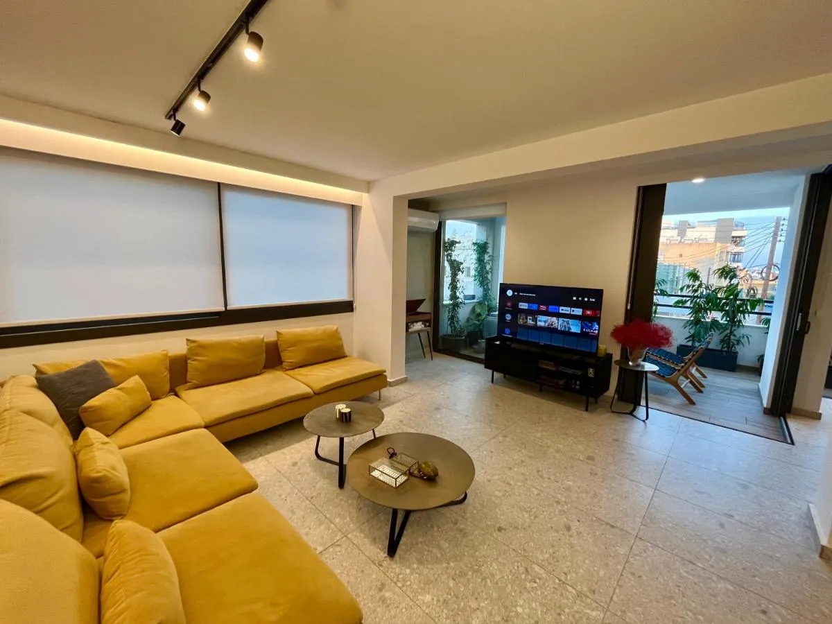 Image 4 of Top Artistic Luxury Apartment