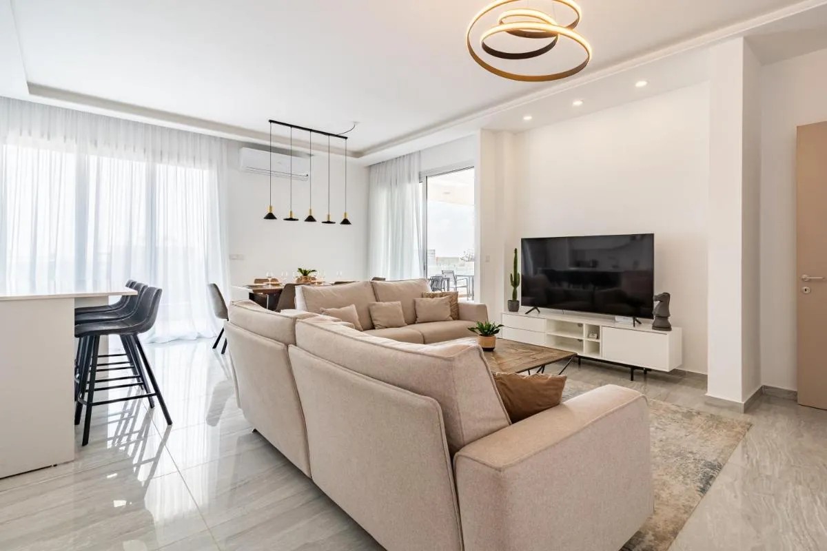 Image 5 of YAMAS Urban Living Pool Penthouse Marvel