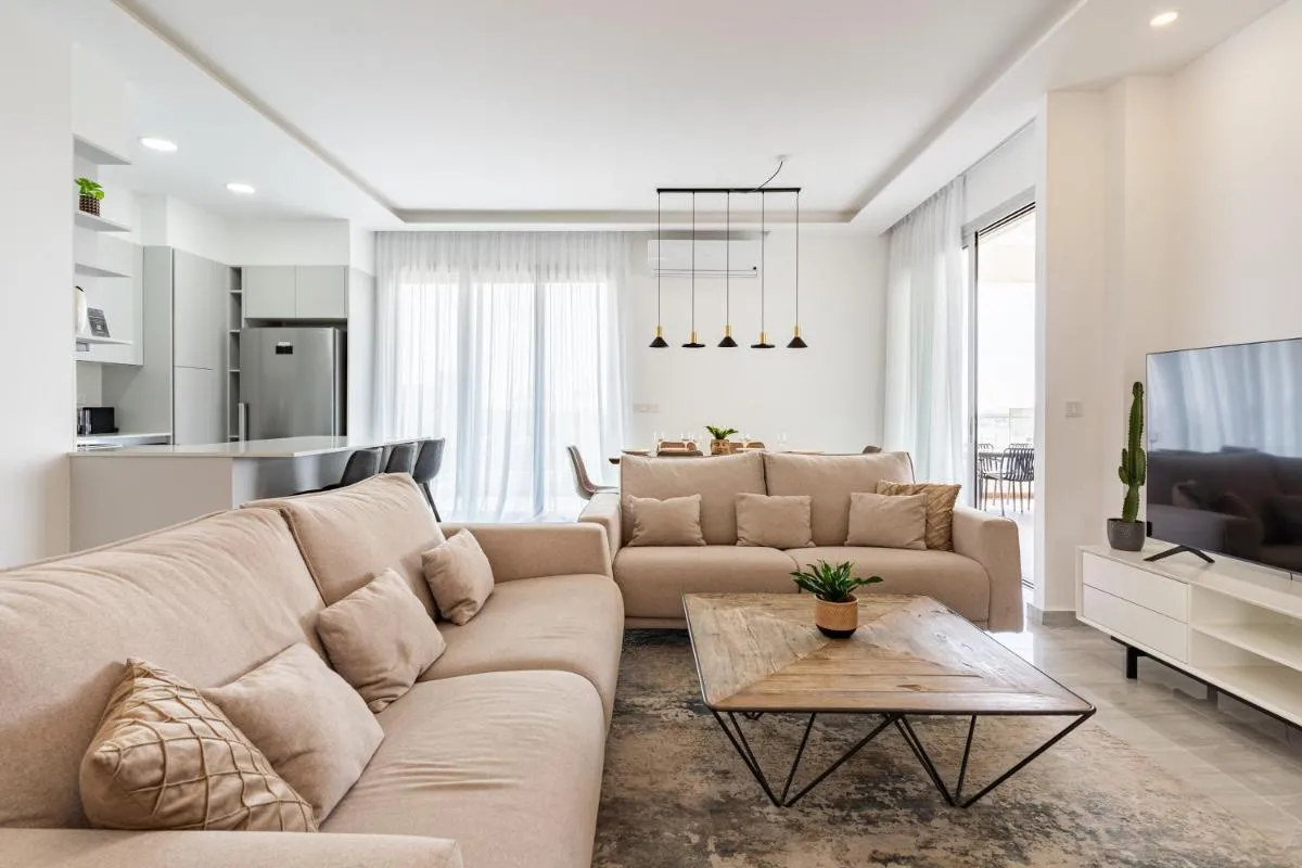 Image 2 of YAMAS Urban Living Pool Penthouse Marvel