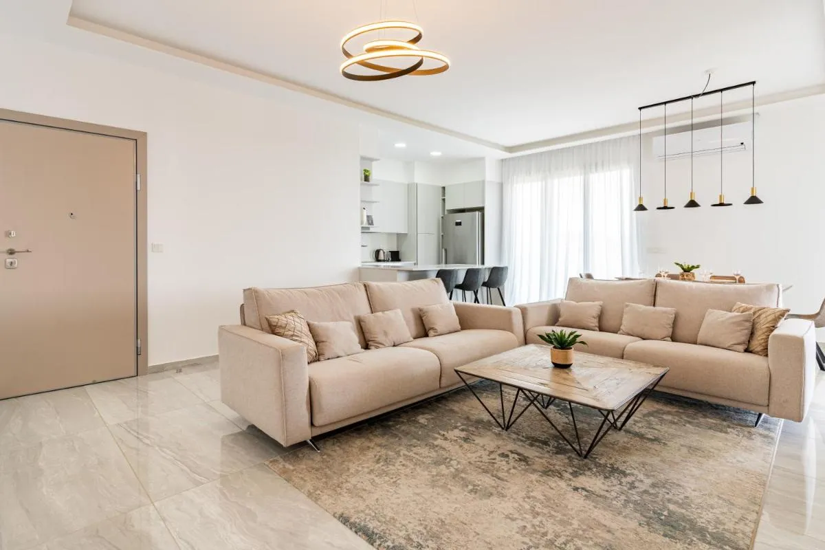 Image 4 of YAMAS Urban Living Pool Penthouse Marvel