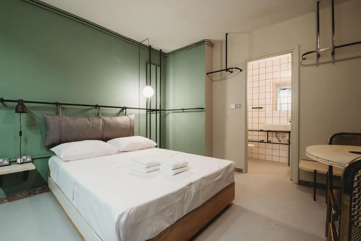 Image 1 of eins rooms – city center