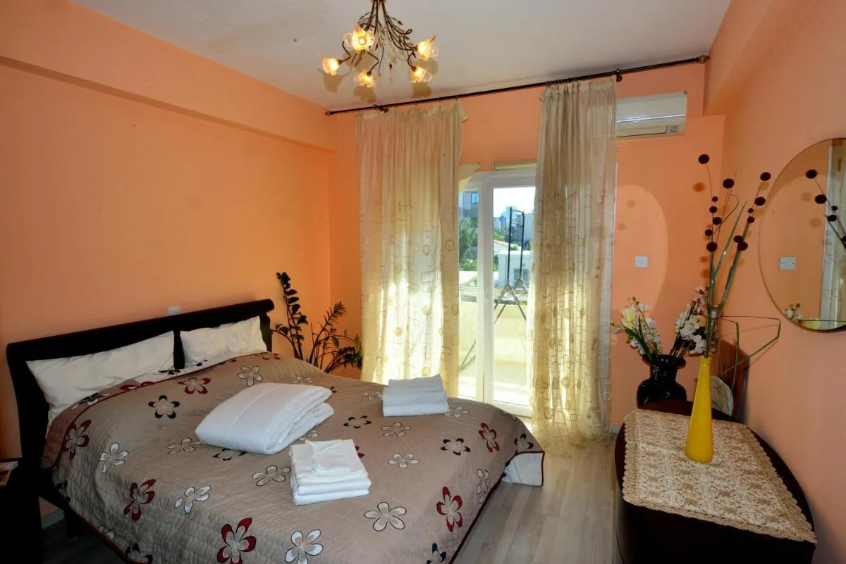 Image 6 of 50 meters to the beach 3 bedroom appartment