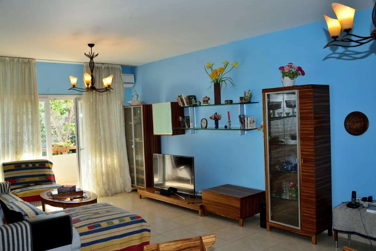 Image 4 of 50 meters to the beach 3 bedroom appartment