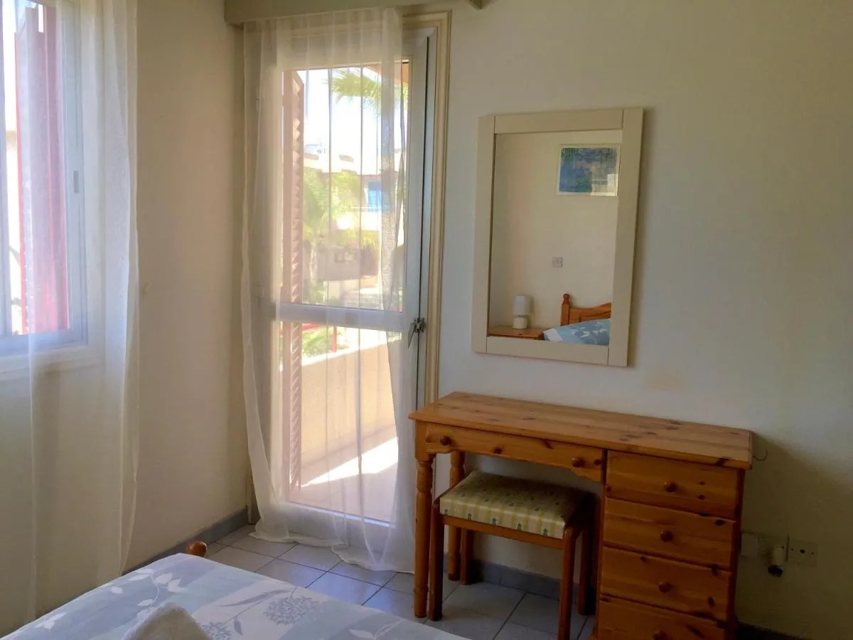 Image 6 of Apartment with large pool
