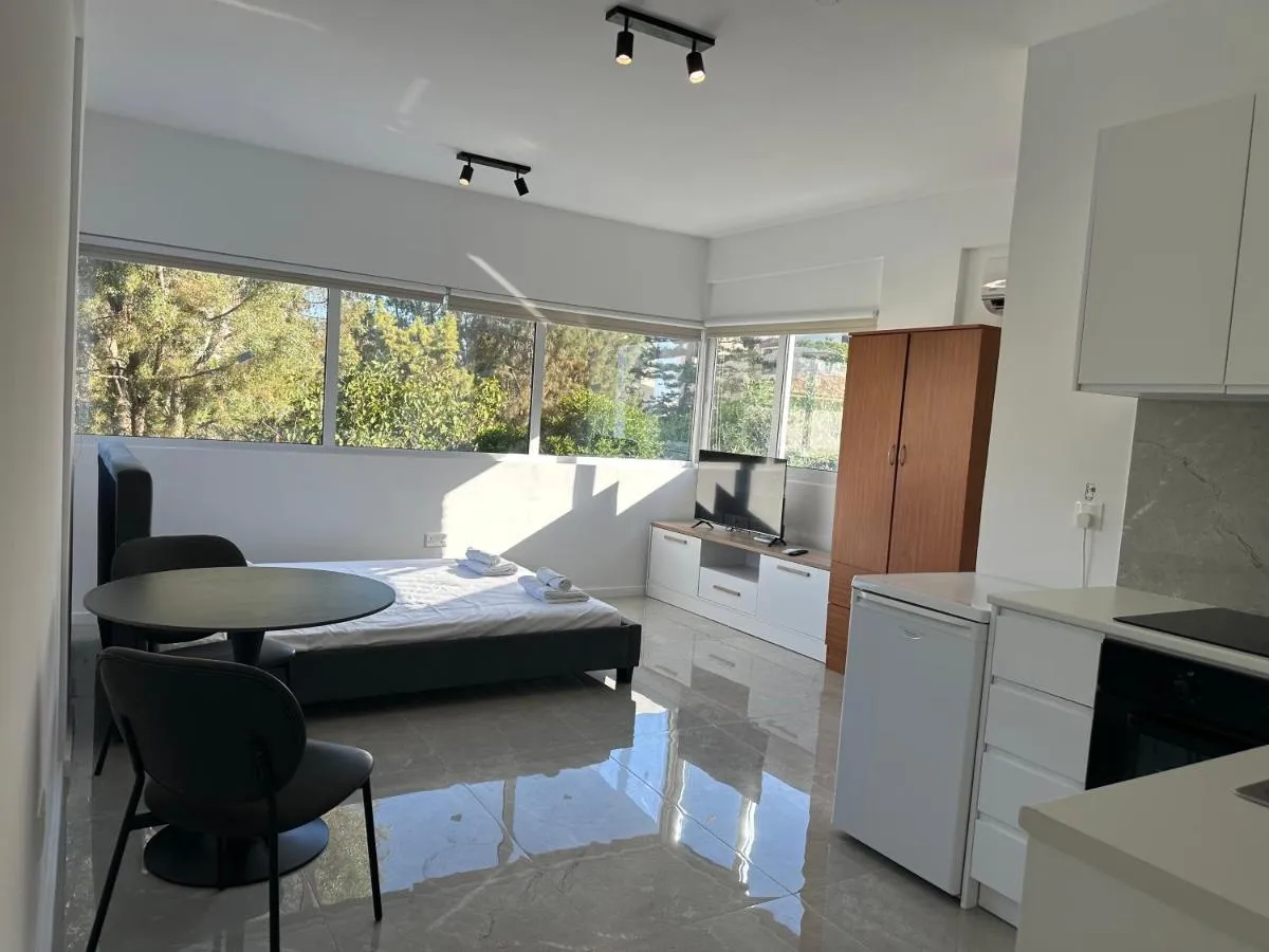 Image 2 of Appartments 750m from beach, tourist area