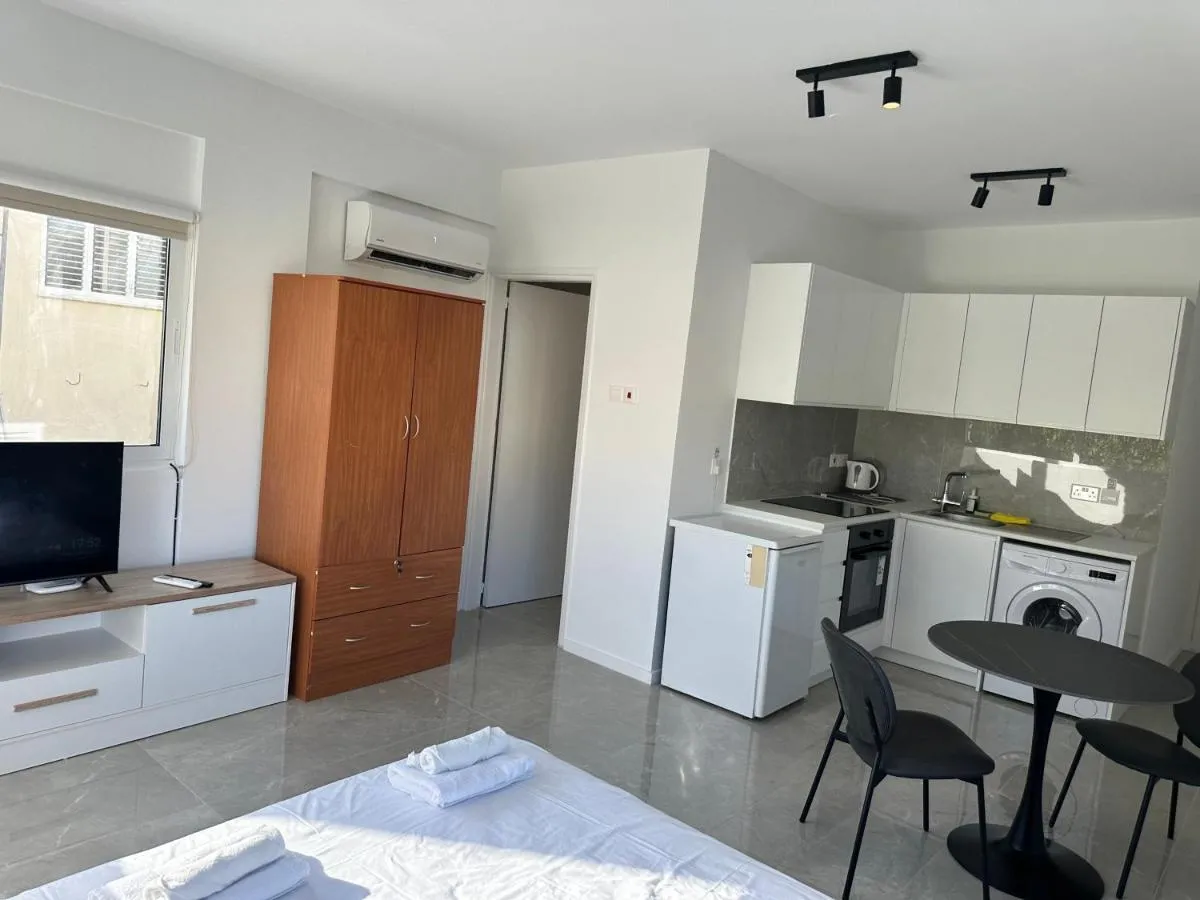 Image 3 of Appartments 750m from beach, tourist area