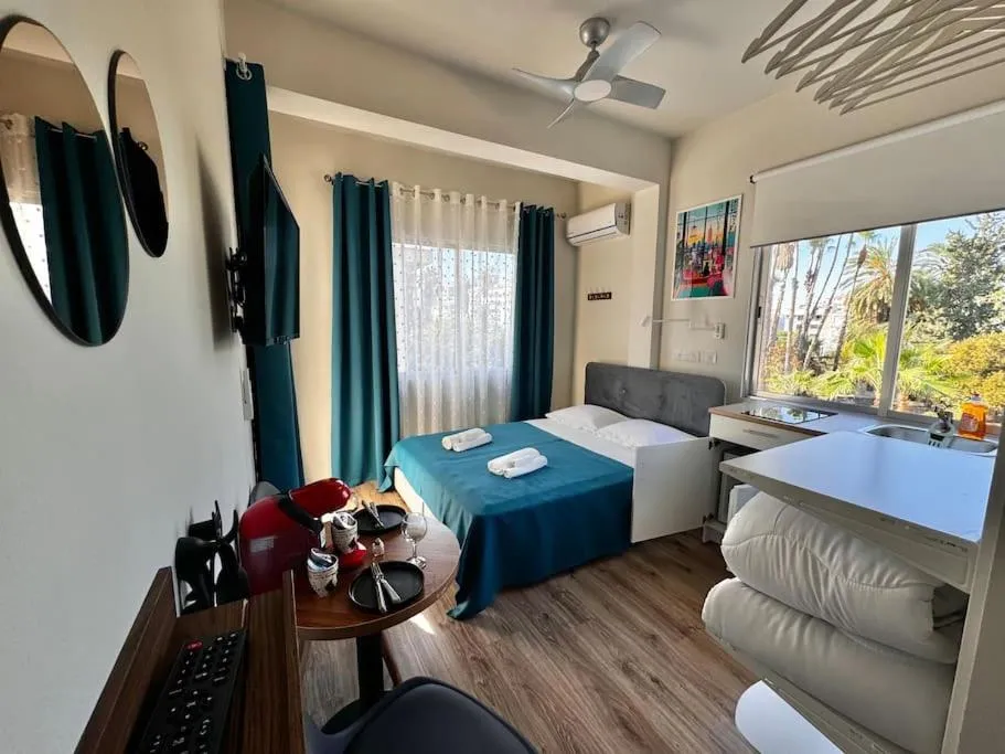 Image 1 of Big Comfort Studio N6 private Kitchenette and Bathroom Beach 200m