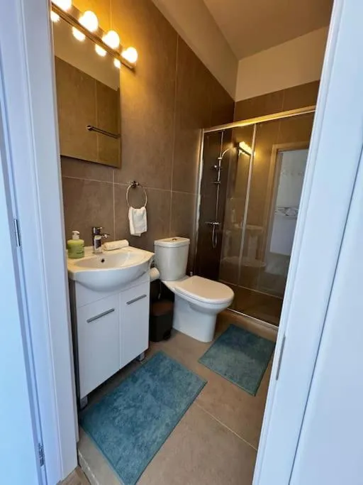 Image 4 of Big Comfort Studio N8 Private Bathroom Balcony