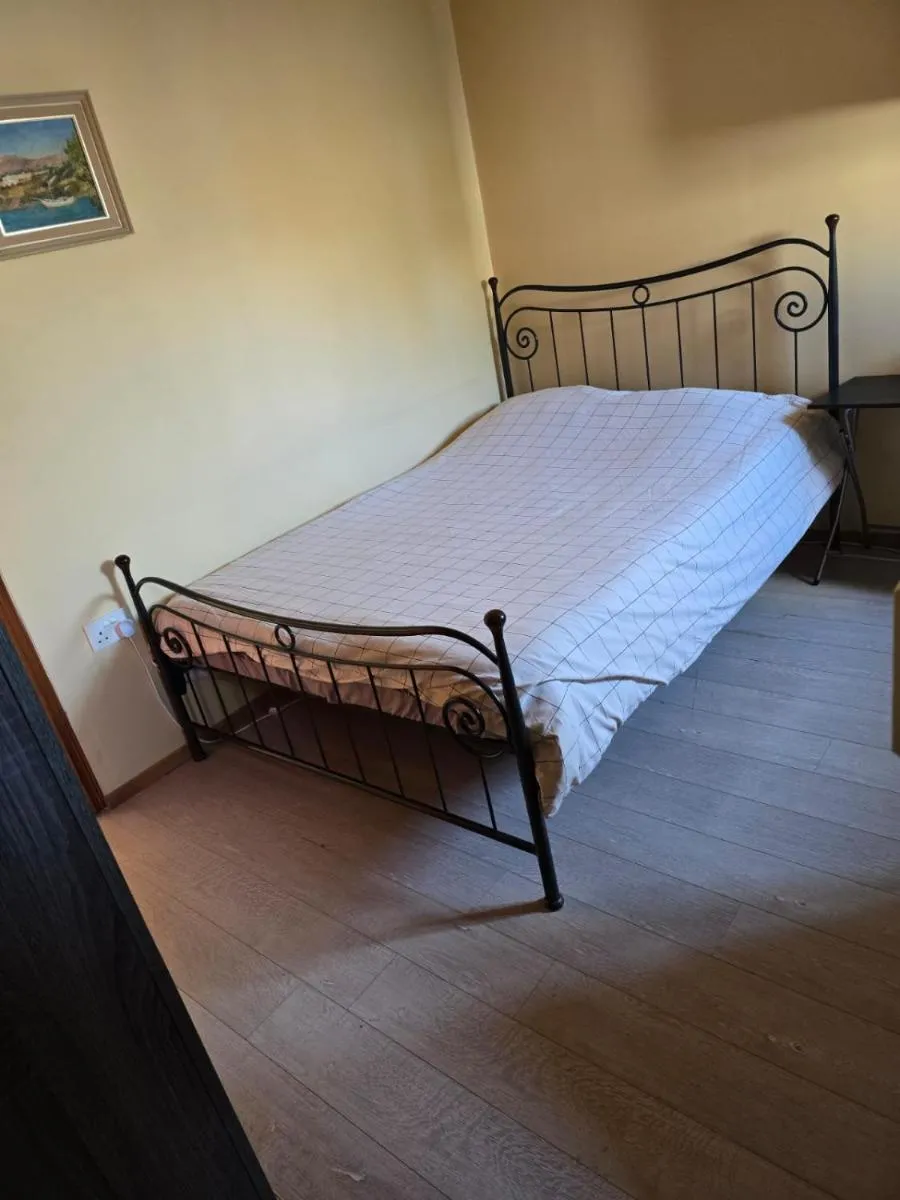 Image 5 of City Center Holiday room