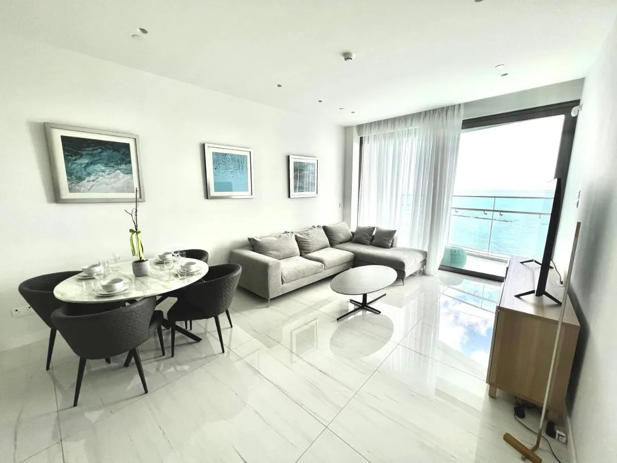 Image 6 of Del Mar Beachfront Boutique Residence