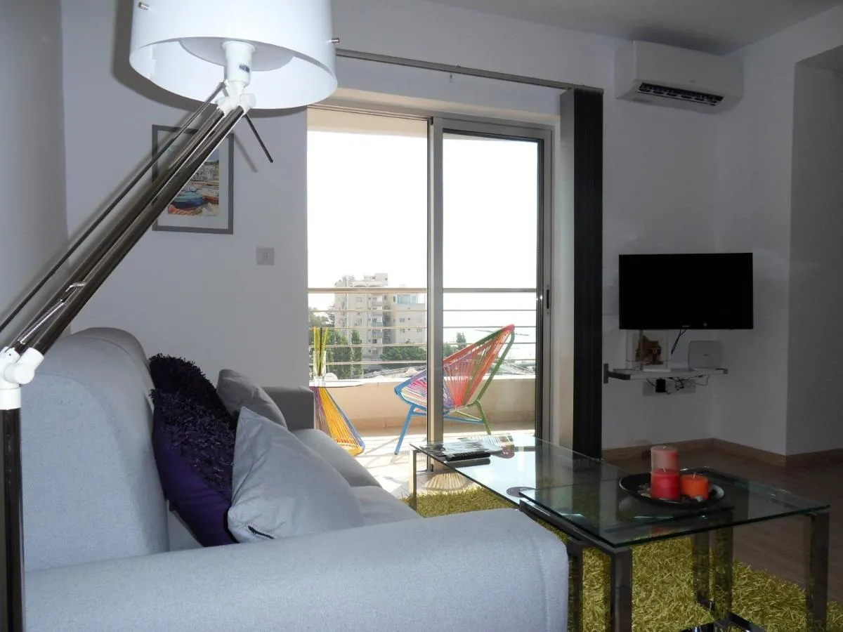 Image 5 of Eden Beach Apartment 611