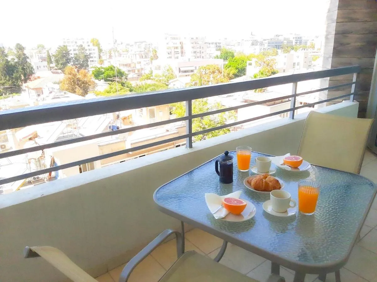 Image 2 of Eden Sea Breeze, 1 bed, Rooftop Pool, Gym