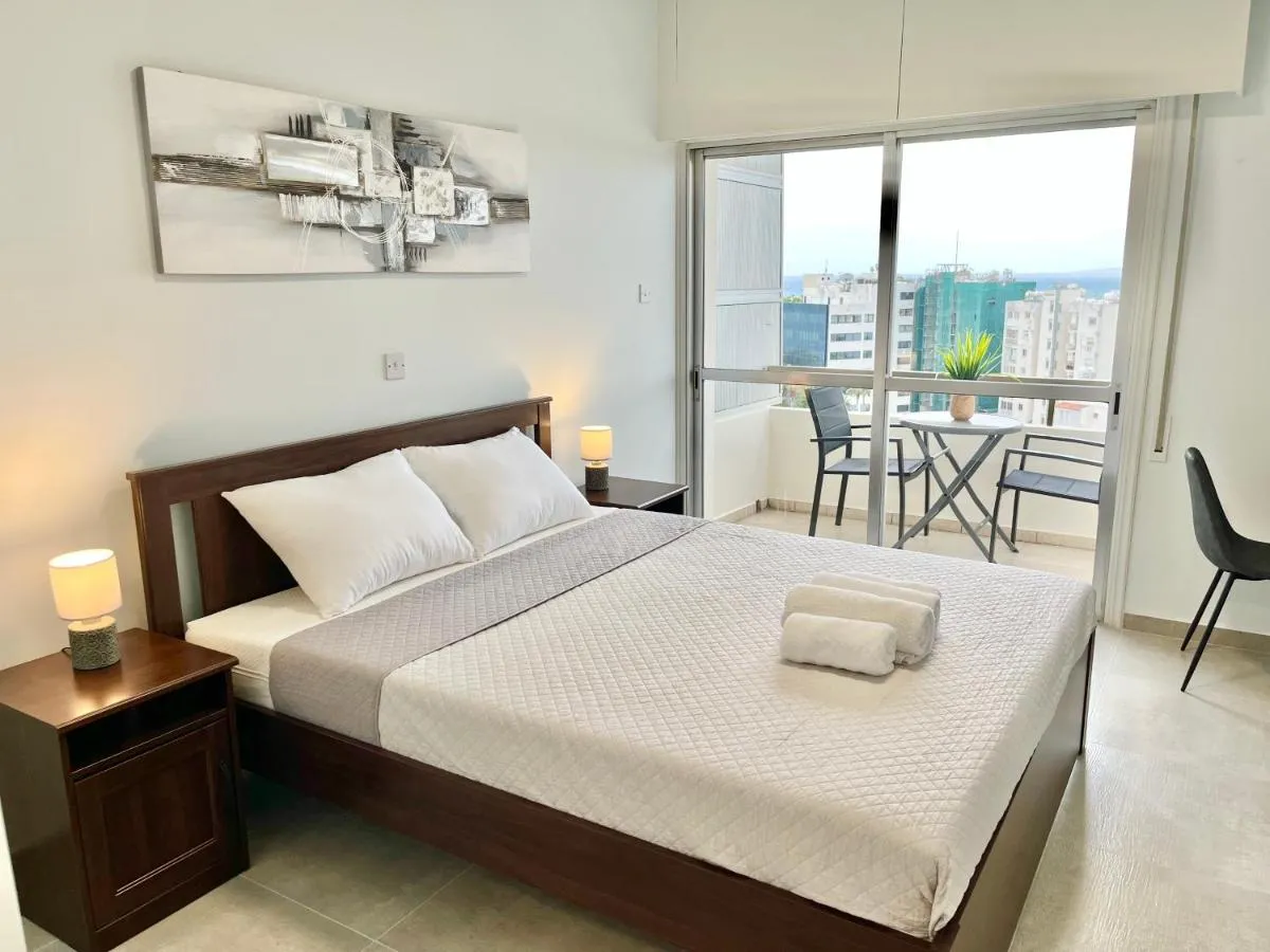 Image 4 of Enaerios SeaView Studio
