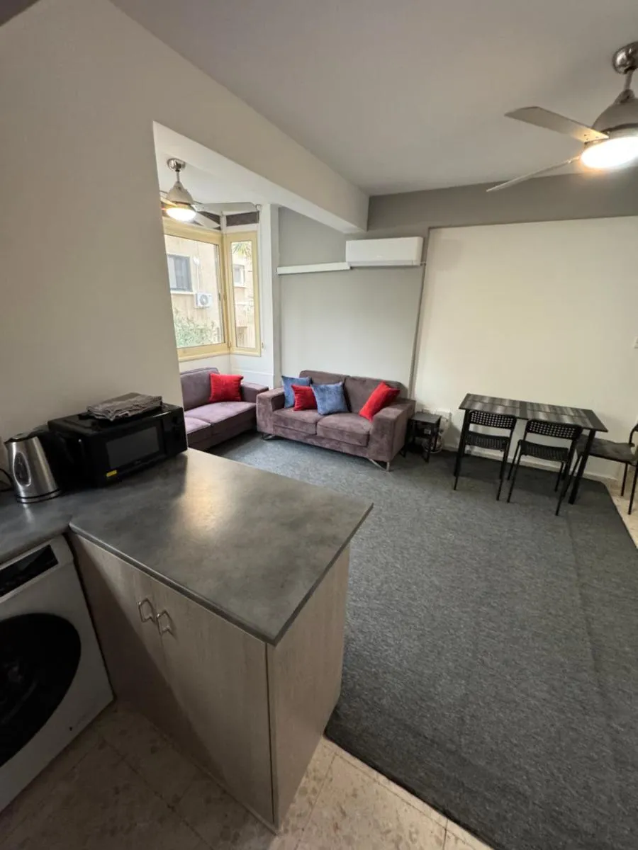 Image 5 of Georges 2 Bedroom Apartment