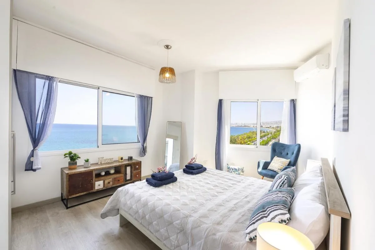 Image 3 of Lovely 3-bedroom apartment in Prokymea court