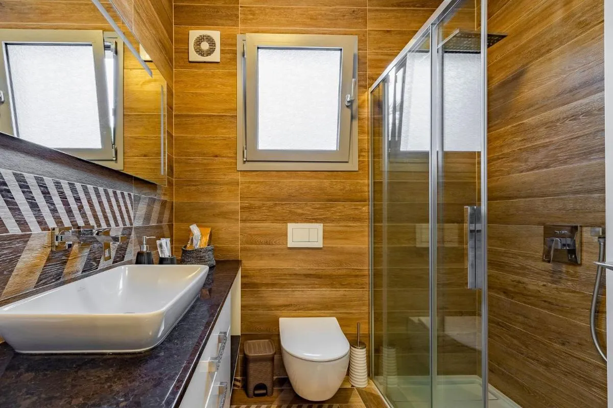 Image 3 of Luxury Close to the Beach, Shared Pool – Christine Complex