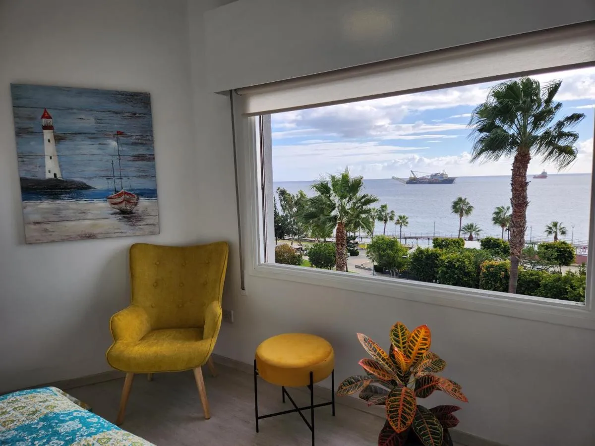 Image 3 of Luxury Kalipso Beachfront