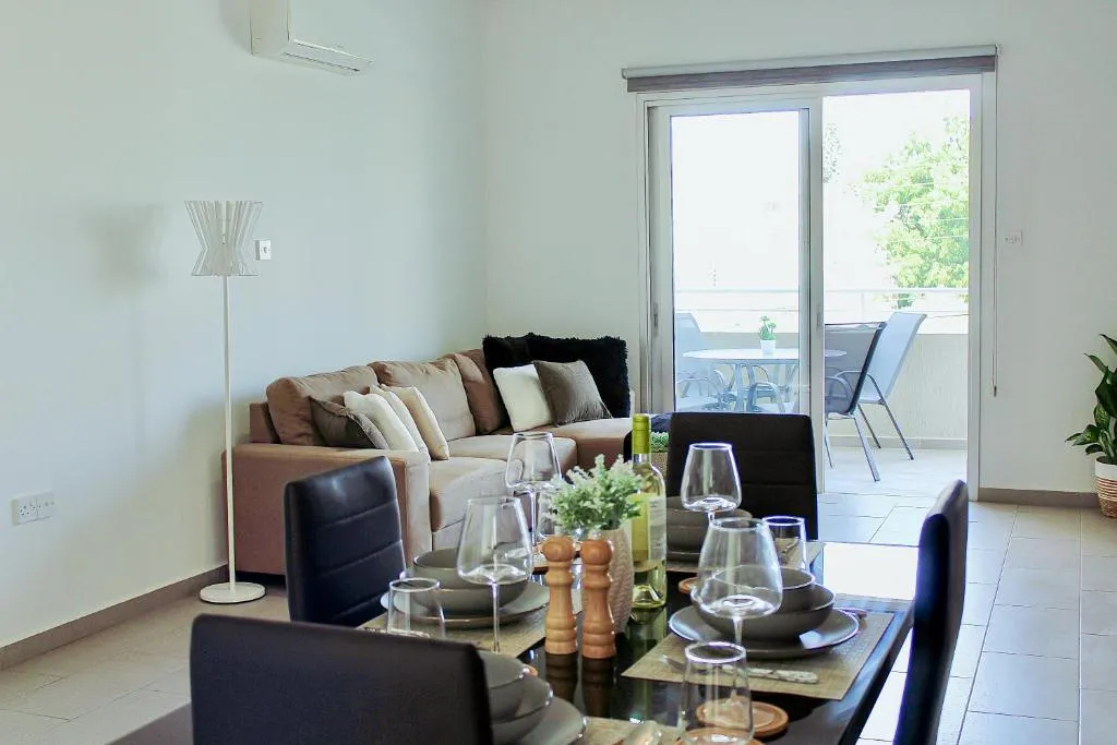 Image of Modern 2 Bedroom Apt – Tourist Area Collection
