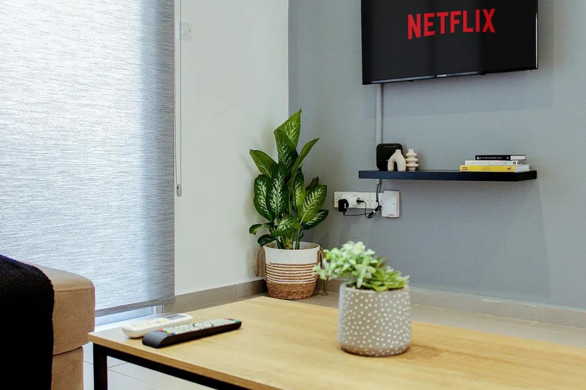 Image 3 of Modern 2 Bedroom Apt – Tourist Area Collection
