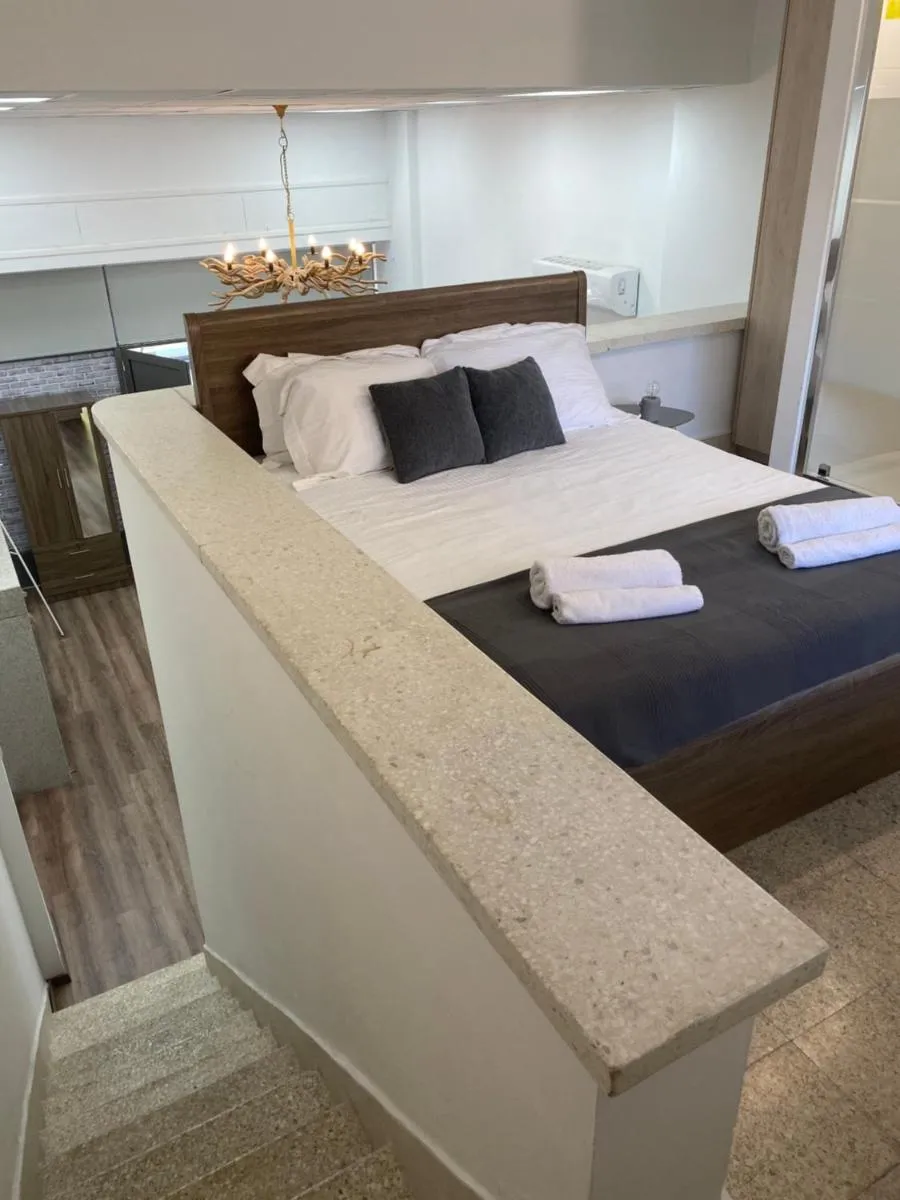 Image 2 of Modern City Center Appartment Saripolou