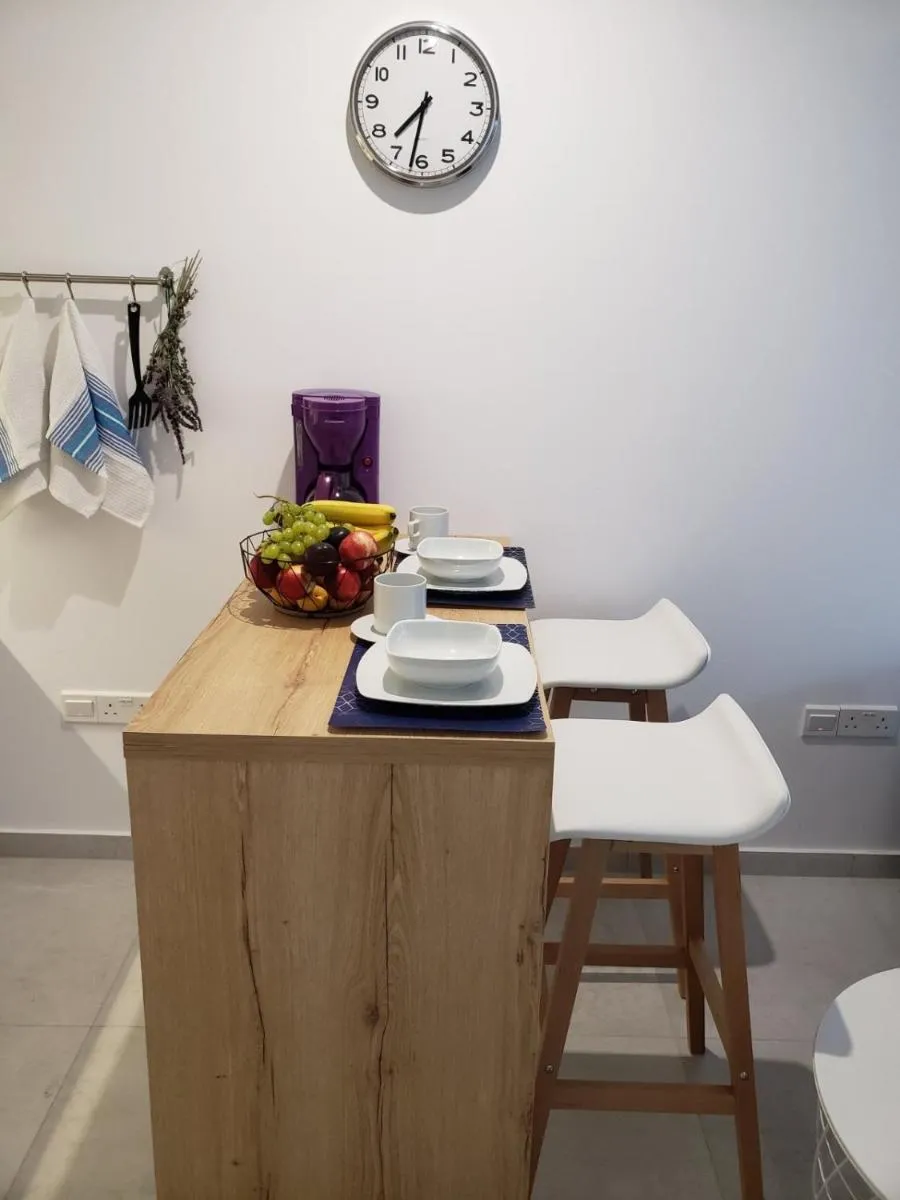 Image 6 of Modern & Cozy Studio w/ Backyard Near City Center