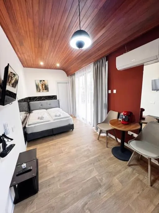 Image 3 of Modern Studio N1 private Kitchenette and Bathroom