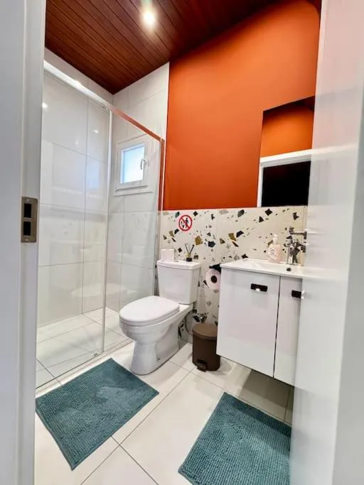Image 4 of Modern Studio N1 private Kitchenette and Bathroom