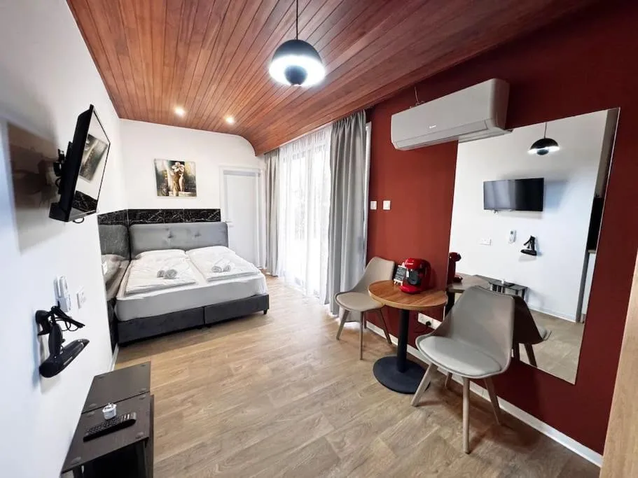 Image 2 of Modern Studio N1 private Kitchenette and Bathroom