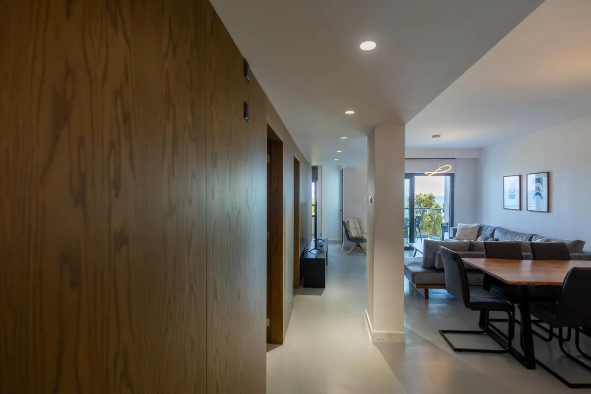 Image 4 of Molos Luxury Sea View Apartment