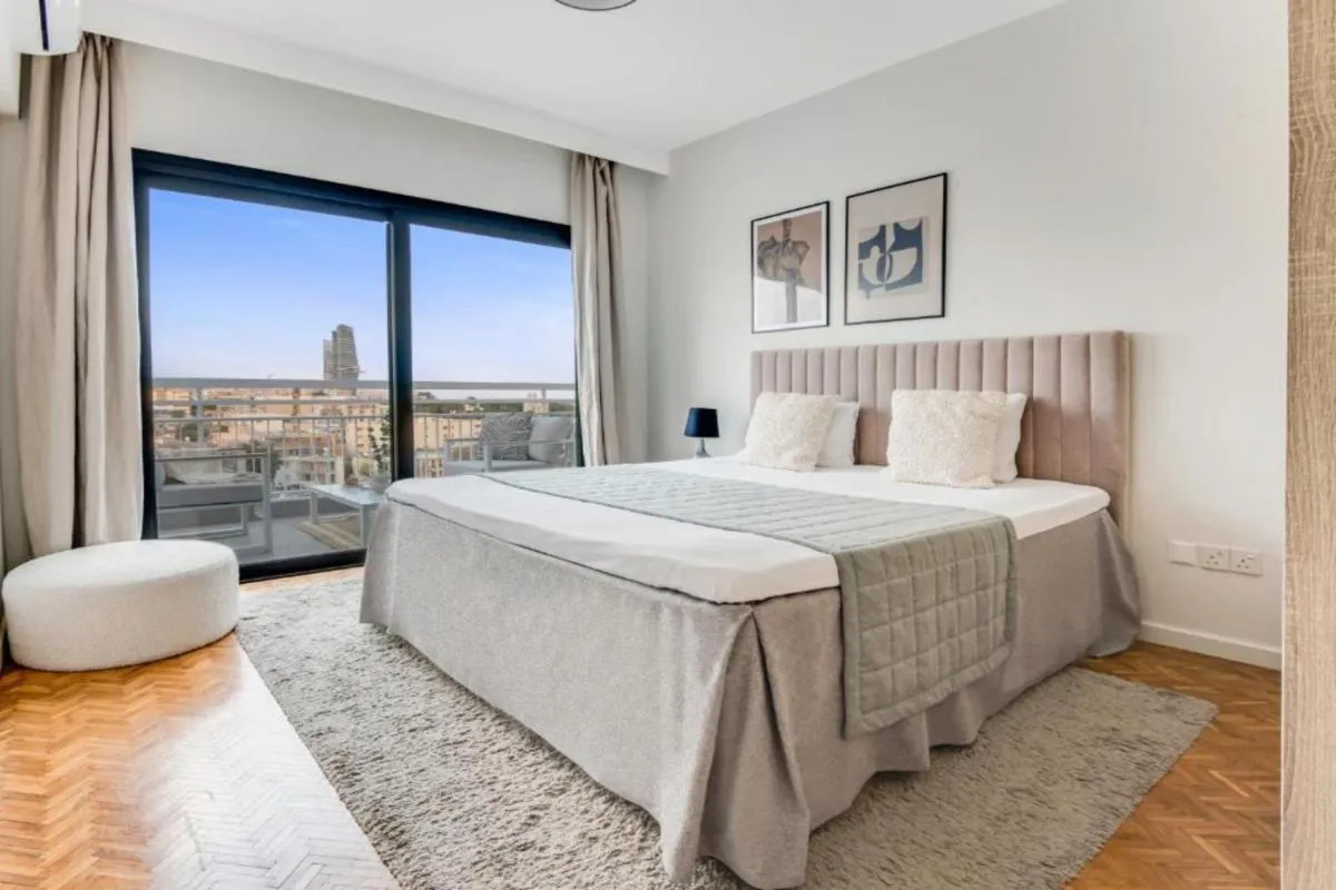 Image 2 of Phaedrus Living City Center Sky Penthouse