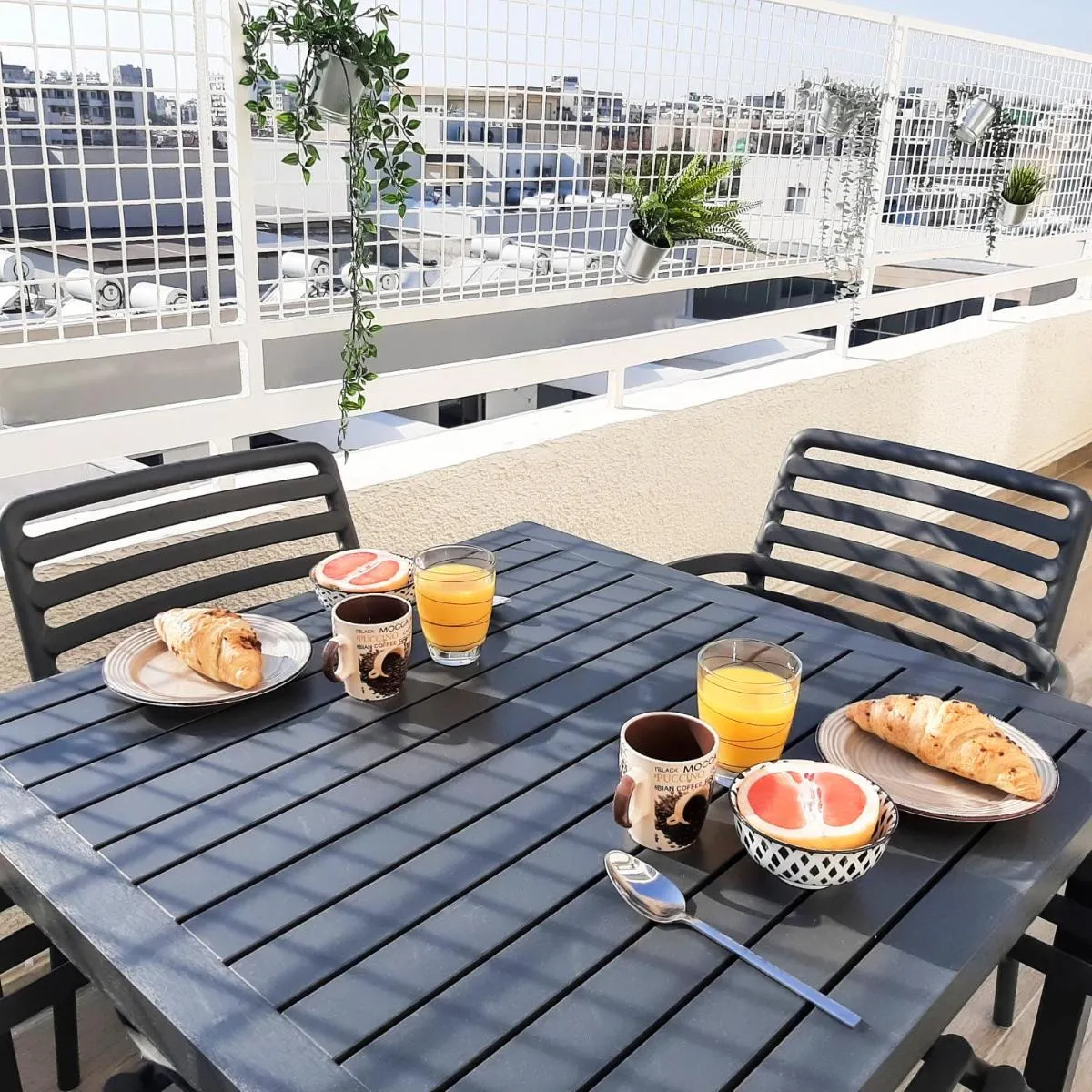Image 5 of Sea Breeze Central, 2bed