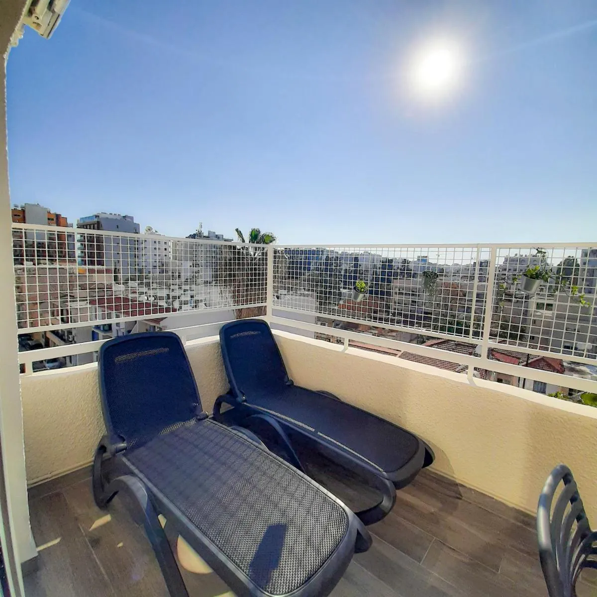 Image 4 of Sea Breeze Central, 2bed