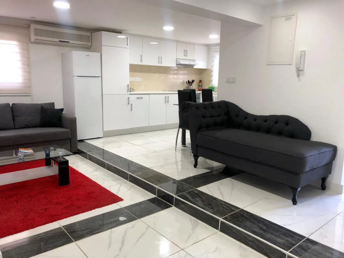 Image 6 of Seafront – 2 bedroom Modern