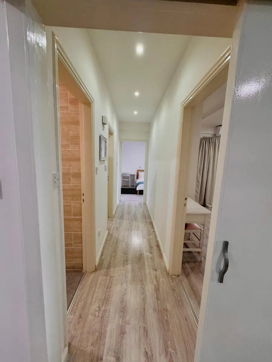 Image 4 of Sea view 3 bedrooms apartment